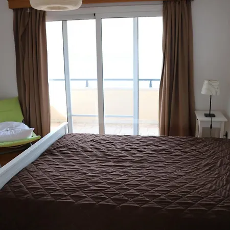 Limni * אגם ווליאגמני