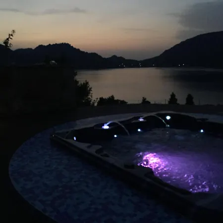 Limni Jezioro Vouliagmeni
