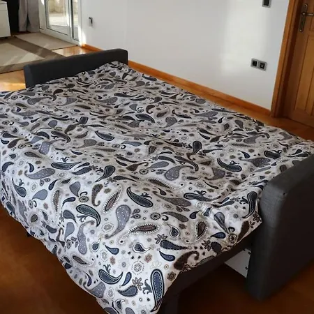 Limni * אגם ווליאגמני