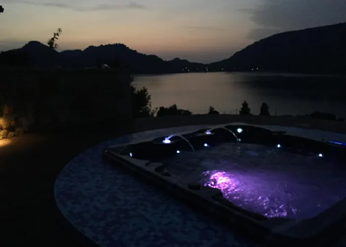 Limni Limni Vouliagmenis